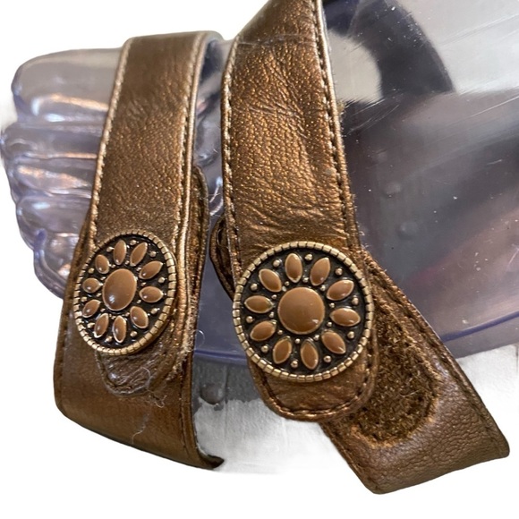 Vionic Pacific Jolie Metallic size 7 Pewter - Picture 3 of 9